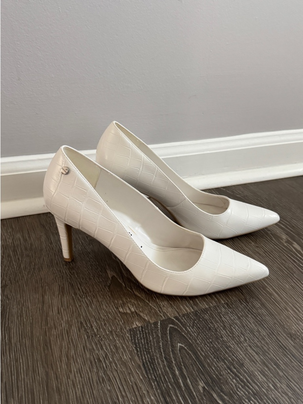 Calvin Klein white pointed heels